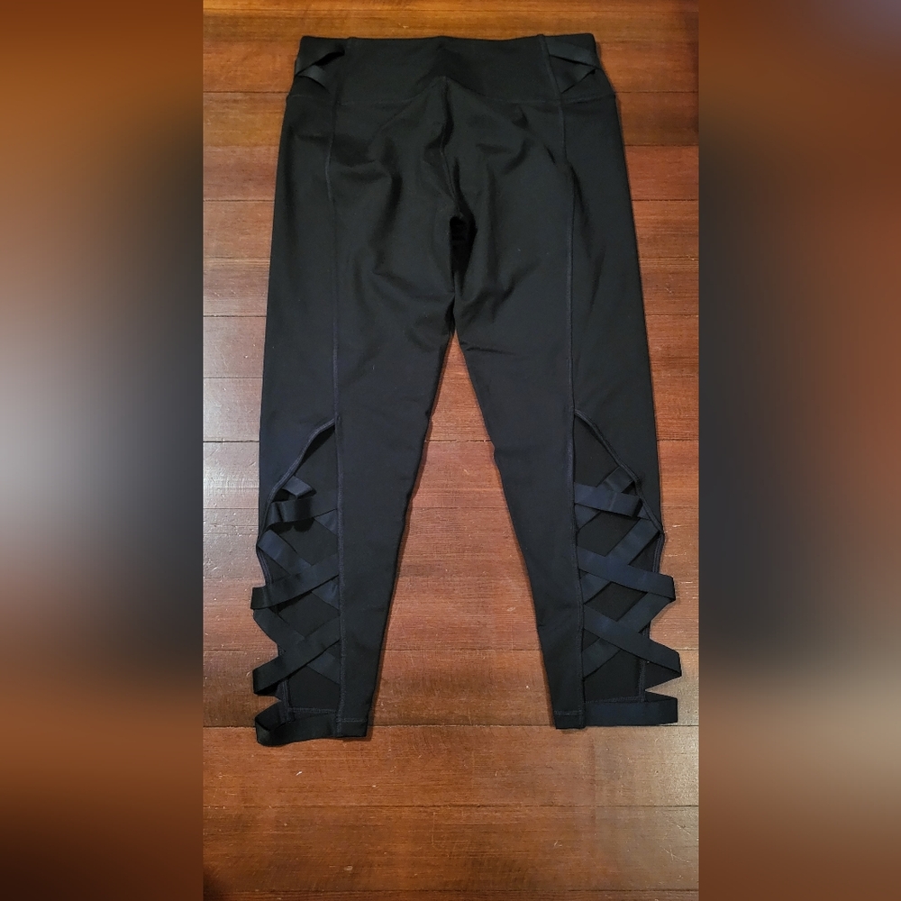 Victoria's Secret Sport Crisscross Leggings